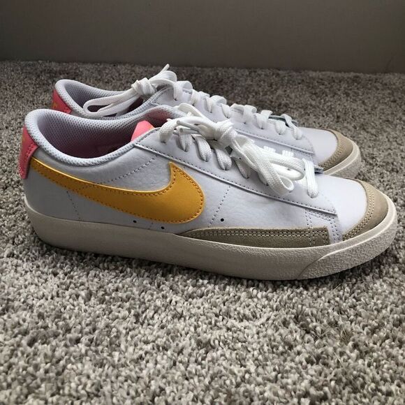 Nike Blazer Low 77' Women’s Size 7 - Picture 6 of 6